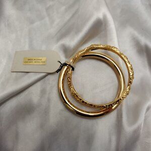 Beautiful Gold Tone METAL Bracelets & BANGLES! SET of 2! Large New Tags JEWERLY